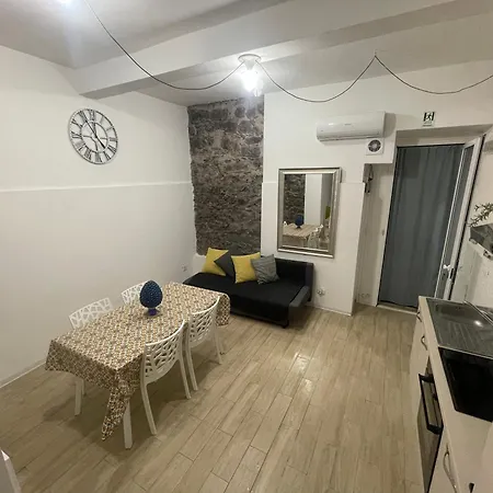 Cortile Corsica 13 Апартаменты *